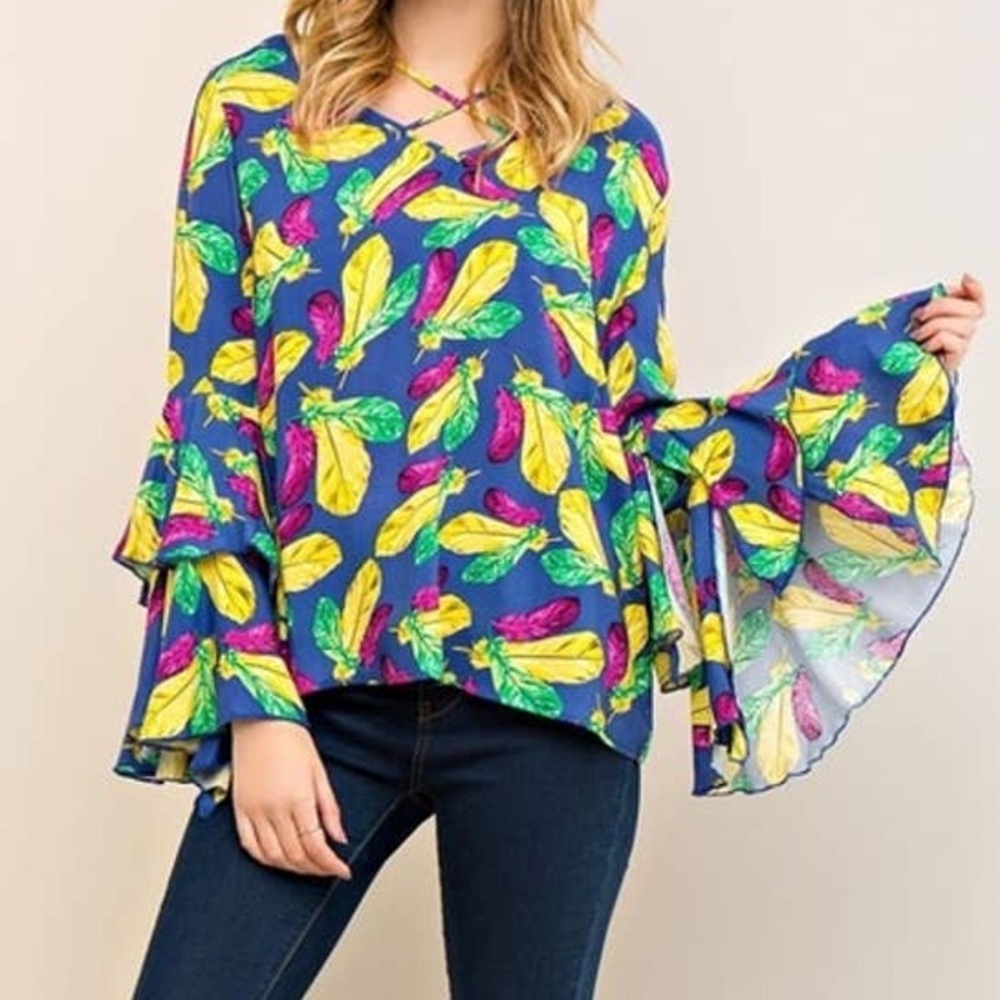NWT Entro Blue Vibrant Feathers Top Blouse Small